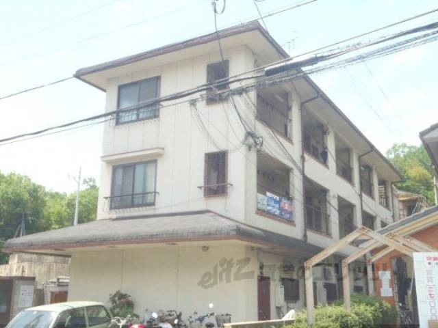中田マンション外観写真1