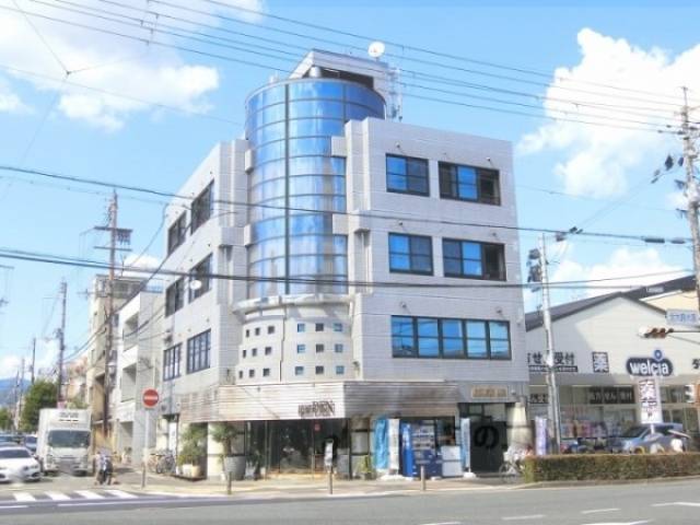 三越ビル外観写真1