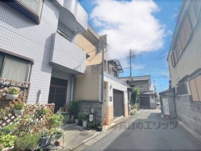 フラッティ大将軍外観写真3