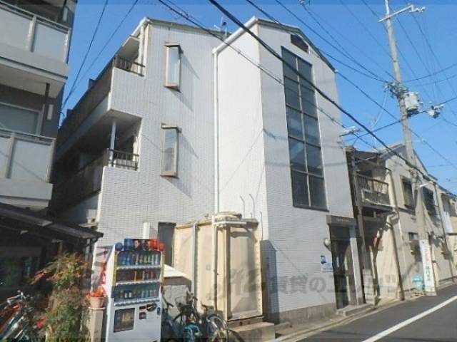 バウハウス外観写真1