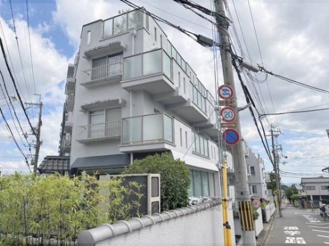 デラシオン御室外観写真2