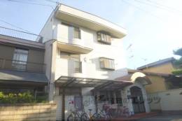 ロイヤル滝川外観写真