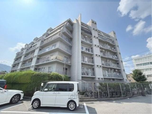 嵯峨天龍寺ハイツ外観写真1