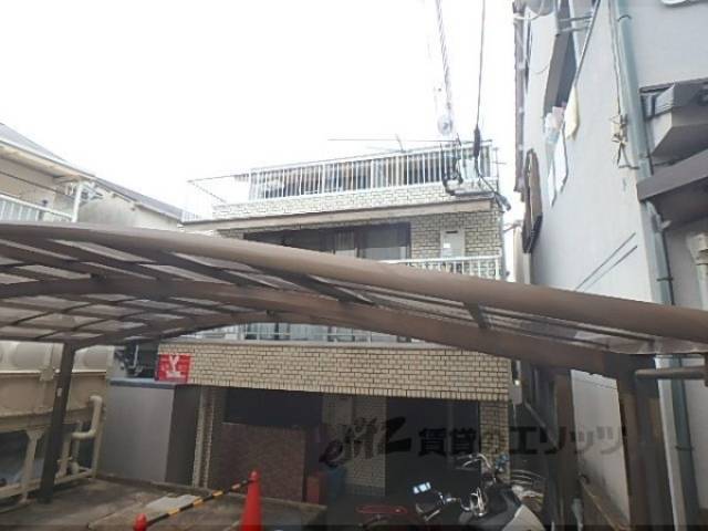 ＢＥＥＨＯＵＳＥ外観写真1