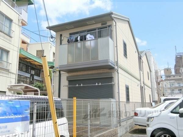 030125の外観写真
