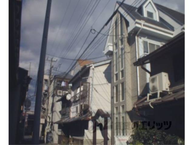 ソレイユ21四条大宮外観写真1