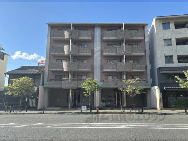 030323の外観写真