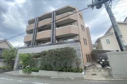 ぺラパラス３外観写真