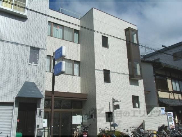 メゾン紫野外観写真1