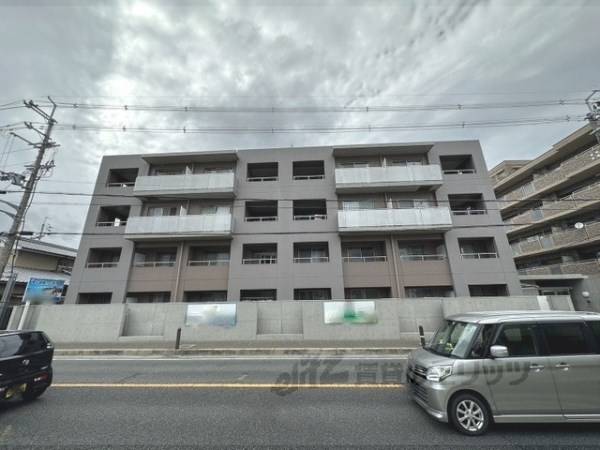 031588の外観写真