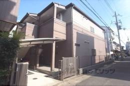 メランザーナ外観写真
