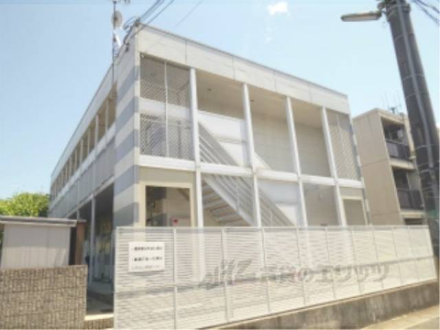 レオパレスＬＡ　ＰＲＩＭＡＶＥＲＡ外観写真2