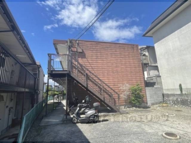 修学院ローズハイツ外観写真1