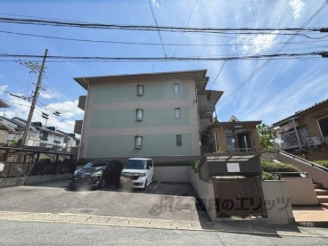 ガーデナル伏見ハイツ外観写真2