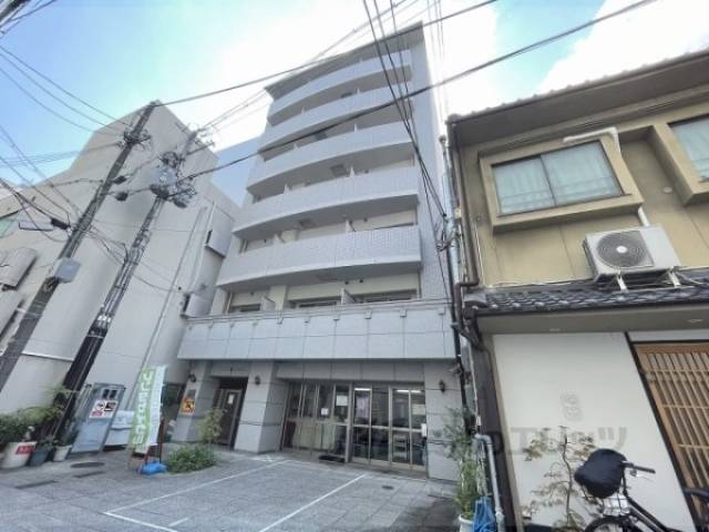 ジュネス四条烏丸外観写真2