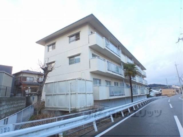 ハイツ渡浜外観写真2