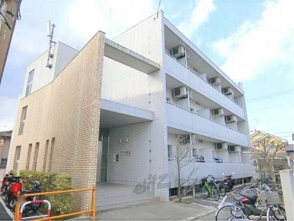 032330の外観写真