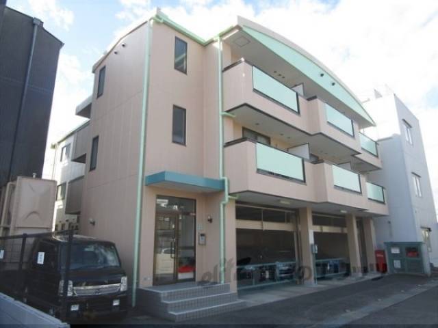 グランドハイツ高田弐番館外観写真1