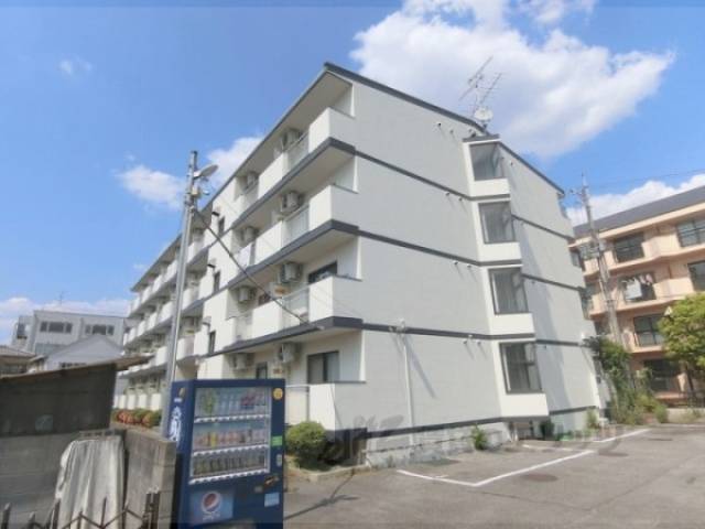 イーグルハウス外観写真1