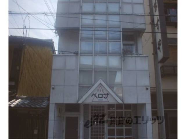 マンションカガワ外観写真1
