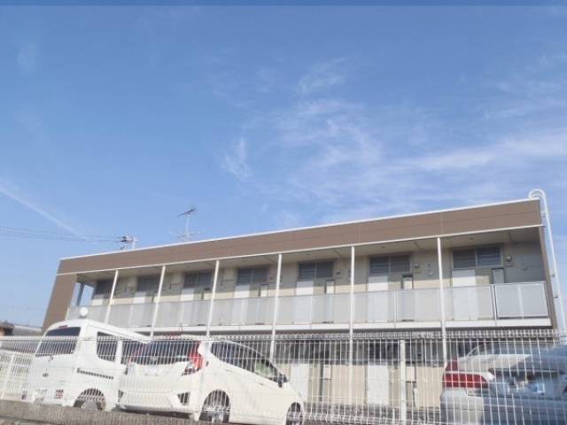 レオパレスフェリシダード外観写真2