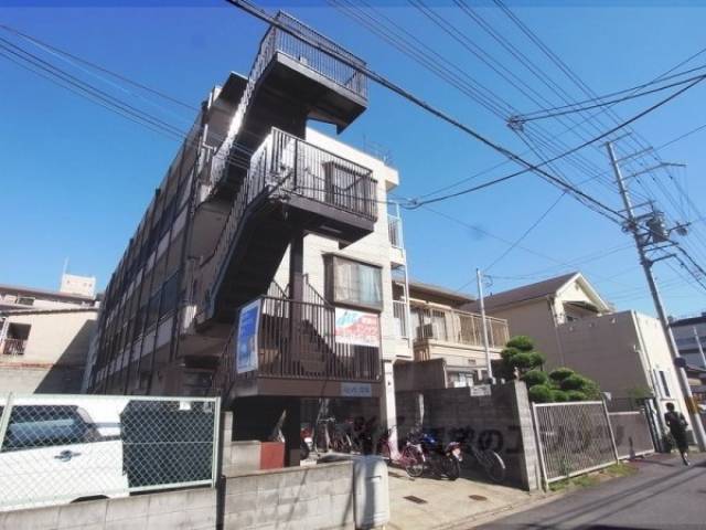 ＲＥＶＥ深草外観写真2