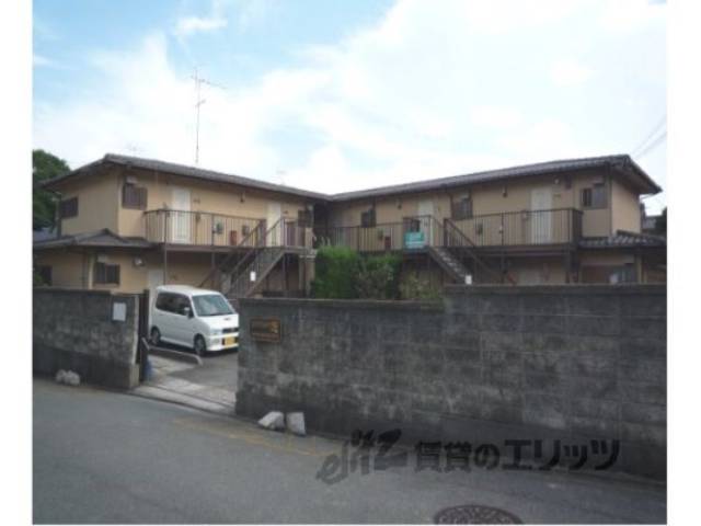 ロイヤルハイツ芝外観写真1