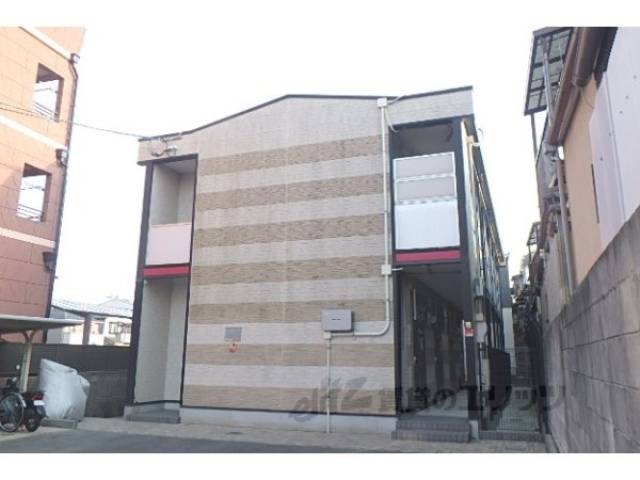 レオパレスシュテルン外観写真3