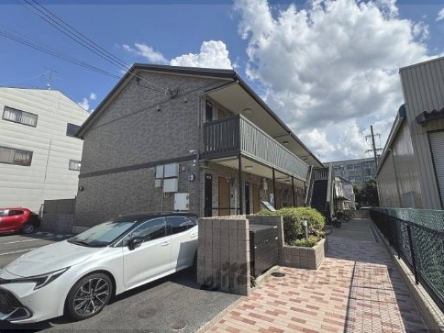 メゾン・シェルシェ外観写真1