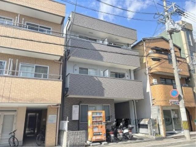 ヴィラ・フロレスタ外観写真1