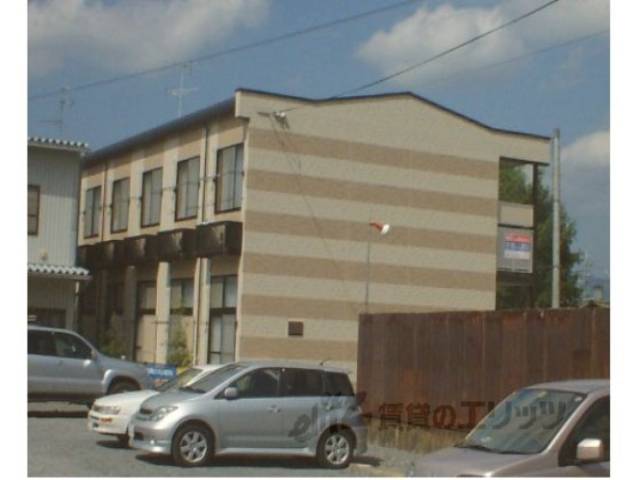 レオパレスかどの外観写真1