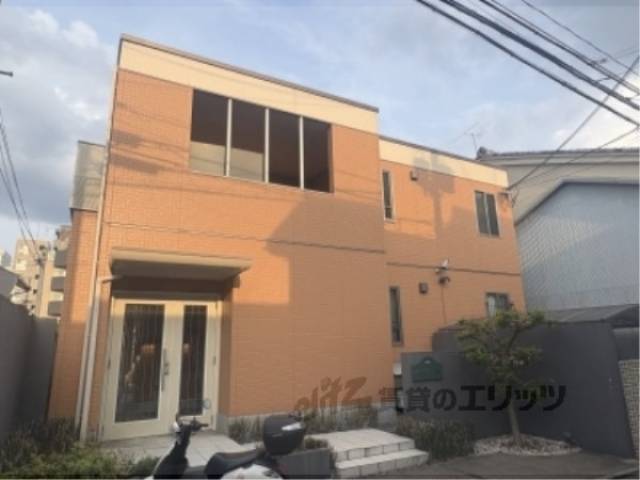 メゾン綾小路外観写真3