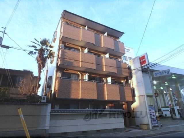 エクシード円町外観写真1