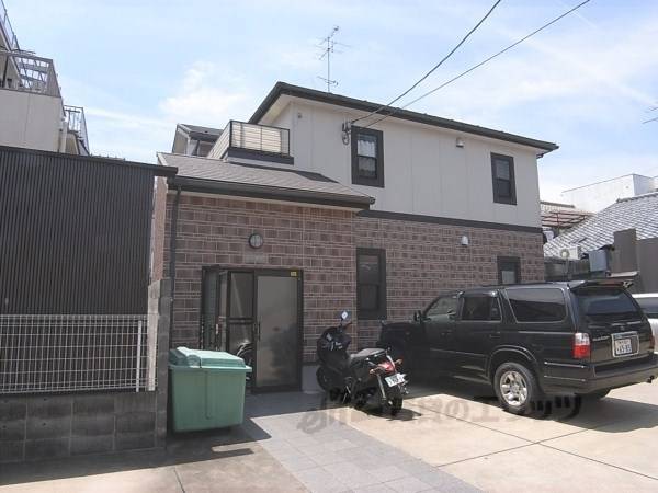 037218の外観写真