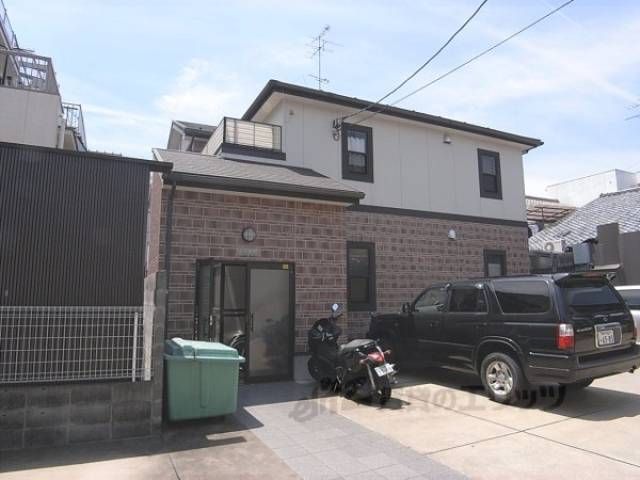 ルネ紫野外観写真1