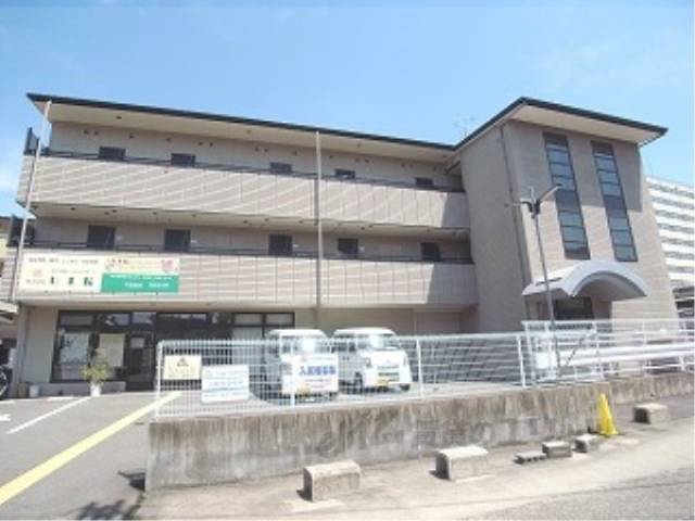 リファイン椥辻外観写真2