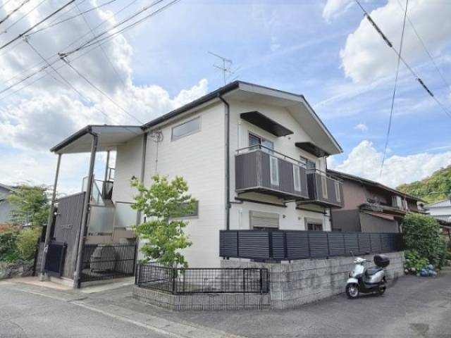 ＰＬＵＭ　ＨＯＵＳＥ２外観写真1