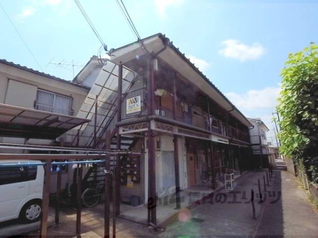 カキノウチアパートメント外観写真1