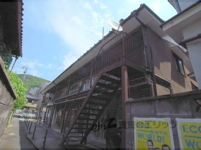カキノウチアパートメント外観写真3