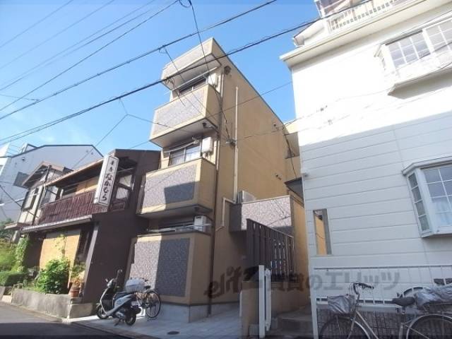 フラッティ中書島外観写真1