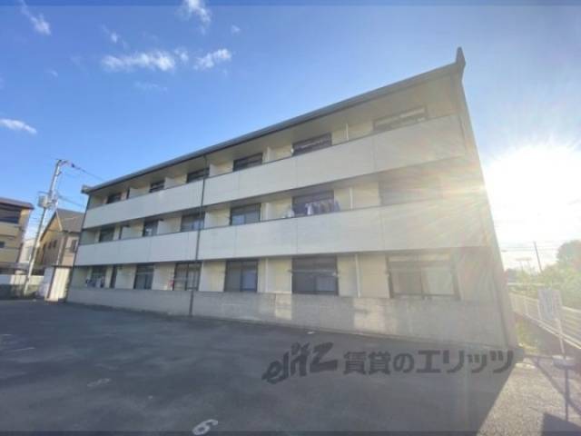 レオパレスＳｗｅｅｔ　Ｓｅａｓｏｎ外観写真3