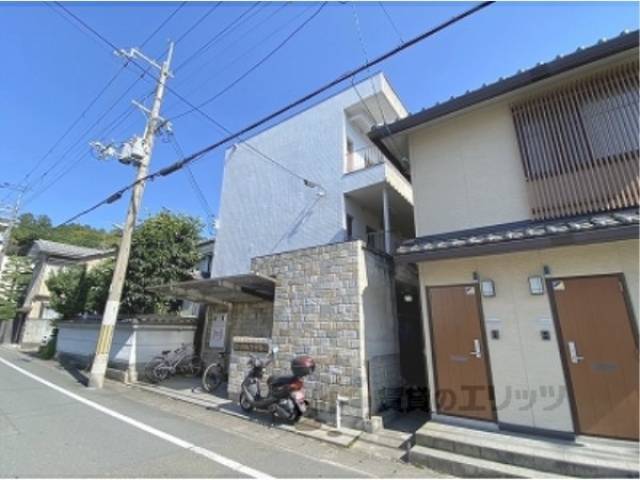 北白川ロイヤルパレス外観写真2