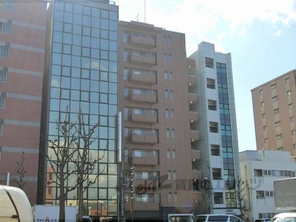 038005の外観写真