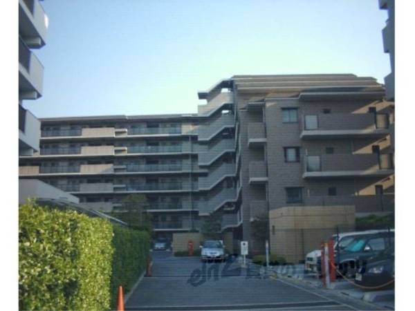038065の外観写真