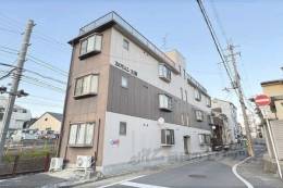 ロイヤル太秦外観写真