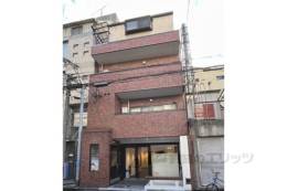 カーサ御幸外観写真