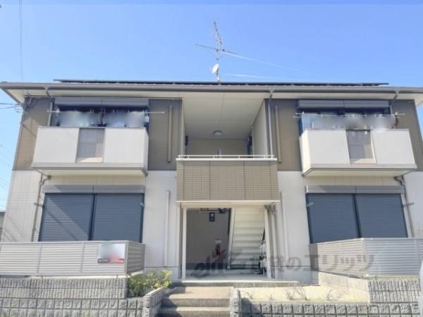 038281の外観写真