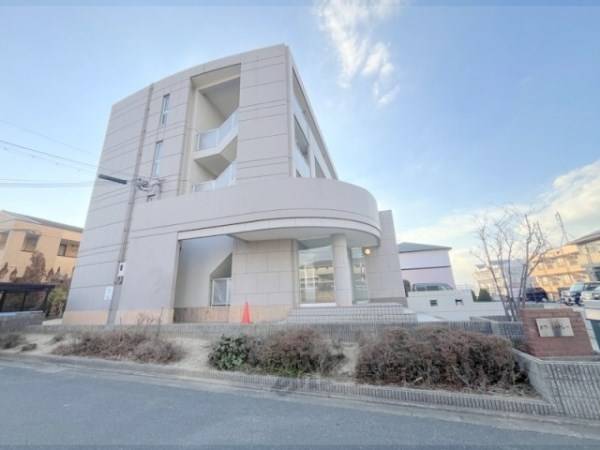 038305の外観写真