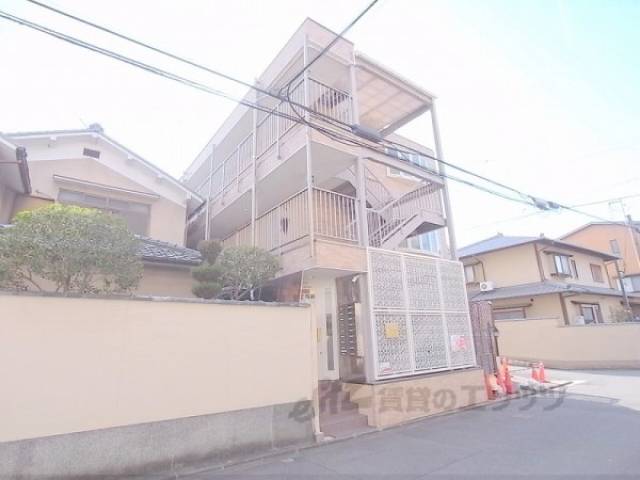 ララ東山外観写真3