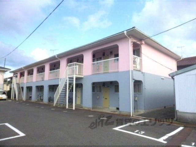 伊勢屋ハイツ外観写真1